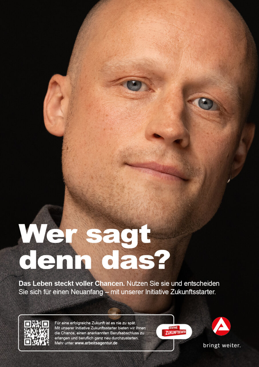 Campaign for Bundesagentur für Arbeit, photographed by Ramon Haindl with styling by Alexandra Heckel, featuring professional and approachable looks designed to convey a modern and inclusive representation of the workforce.