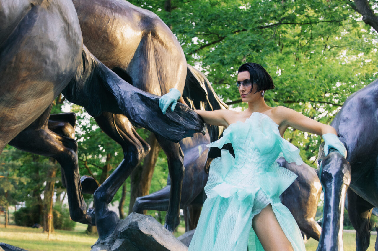 Lever Couture x Elle Magazine by Suzana Holzgrave Photography and Alexandra Heckel Styling